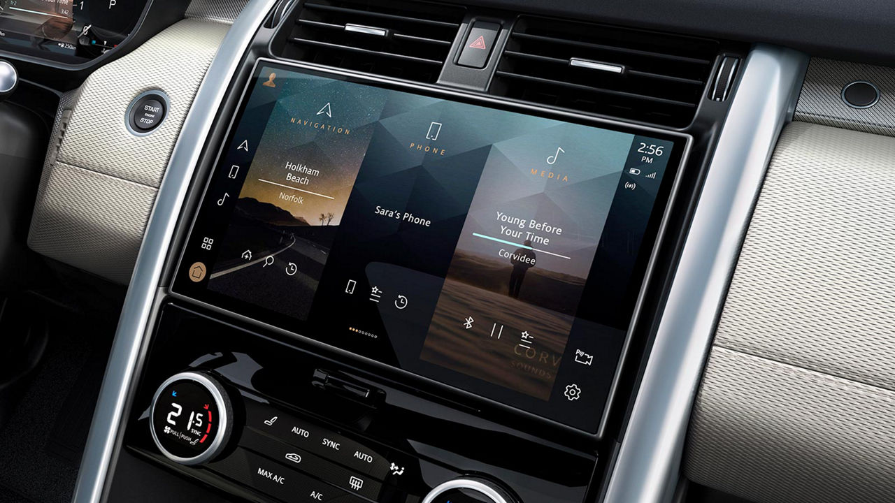 Range Rover Velar main display music application