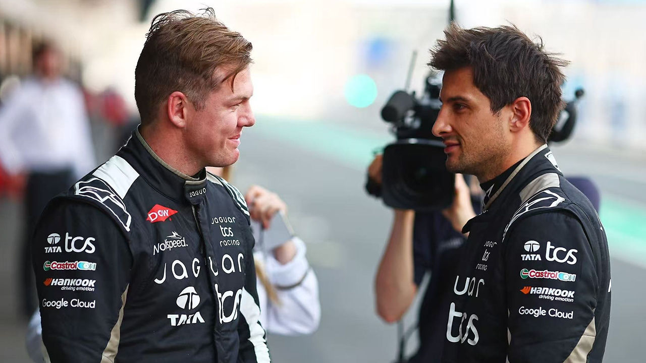 MITCH EVANS AND NICK CASSIDY, JAGUAR TCS RACING