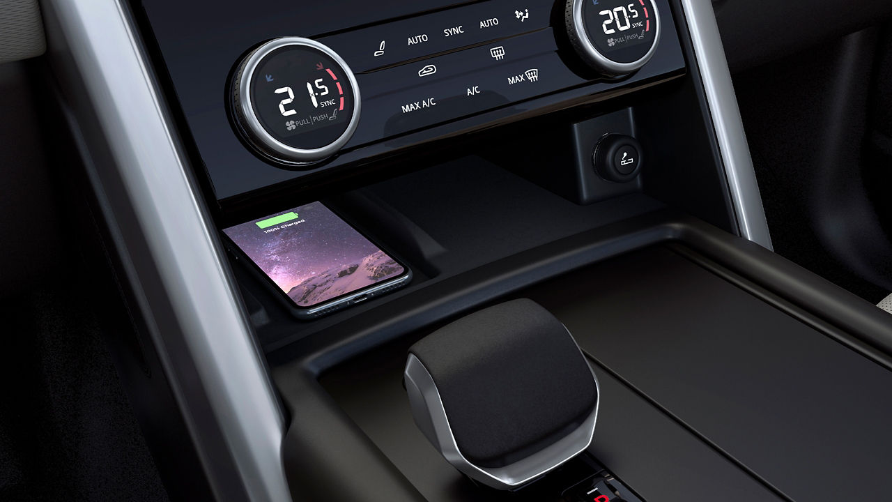Discovery System features Wireless Charger