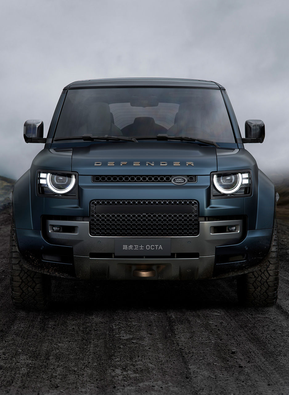 Defender on mud road