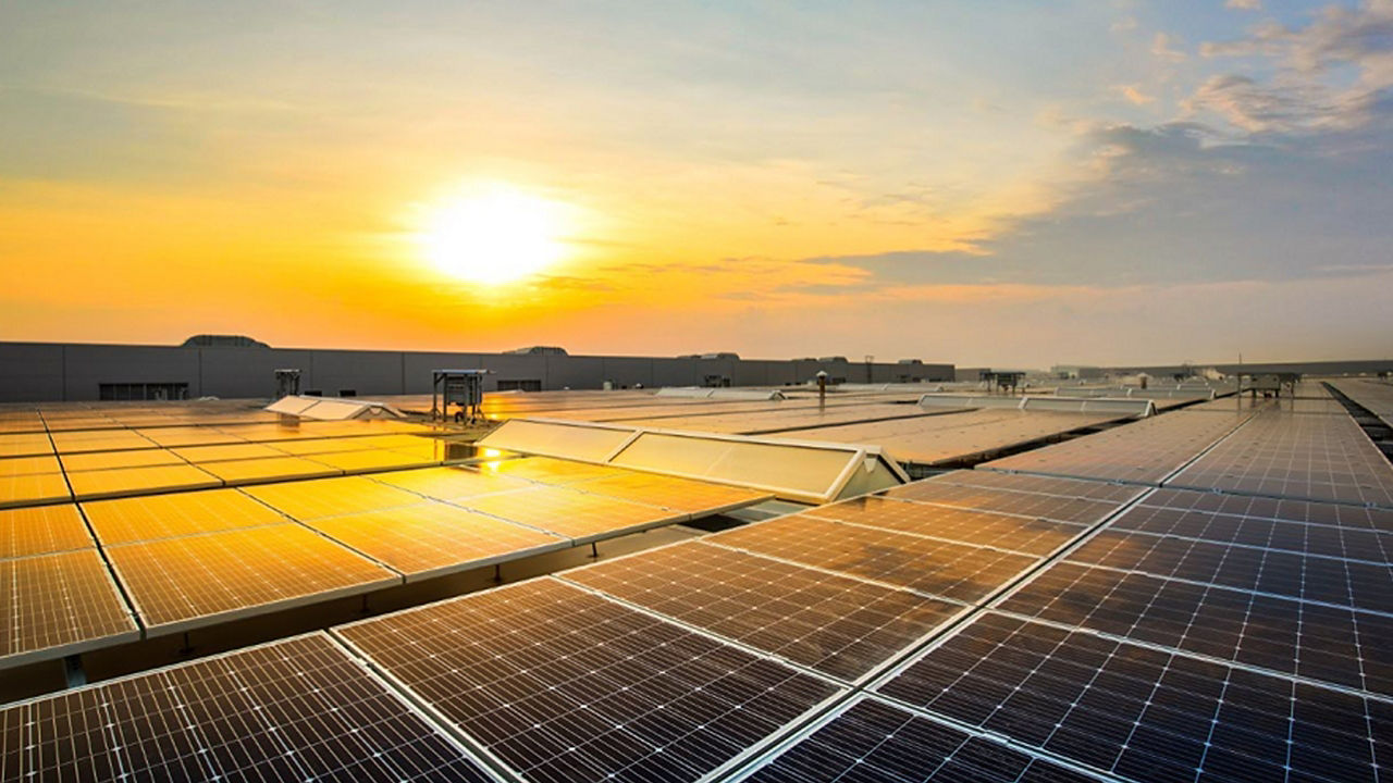 The Chery Jaguar Land Rover factory's rooftop solar photovoltaic project completed a 20-megawatt expansion in May this year, which can meet more than 50% of the factory's operational energy needs.