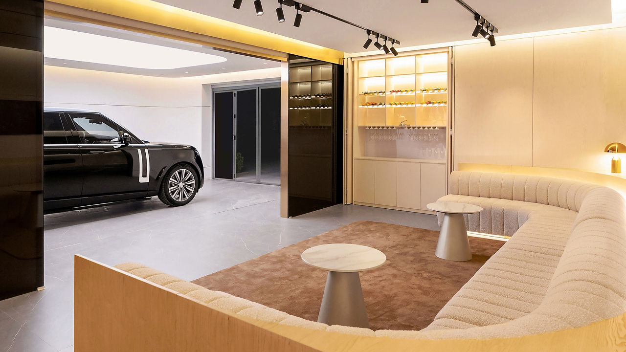 Jaguar Land Rover continues to offer customers the exclusive experience of neo-modern luxury