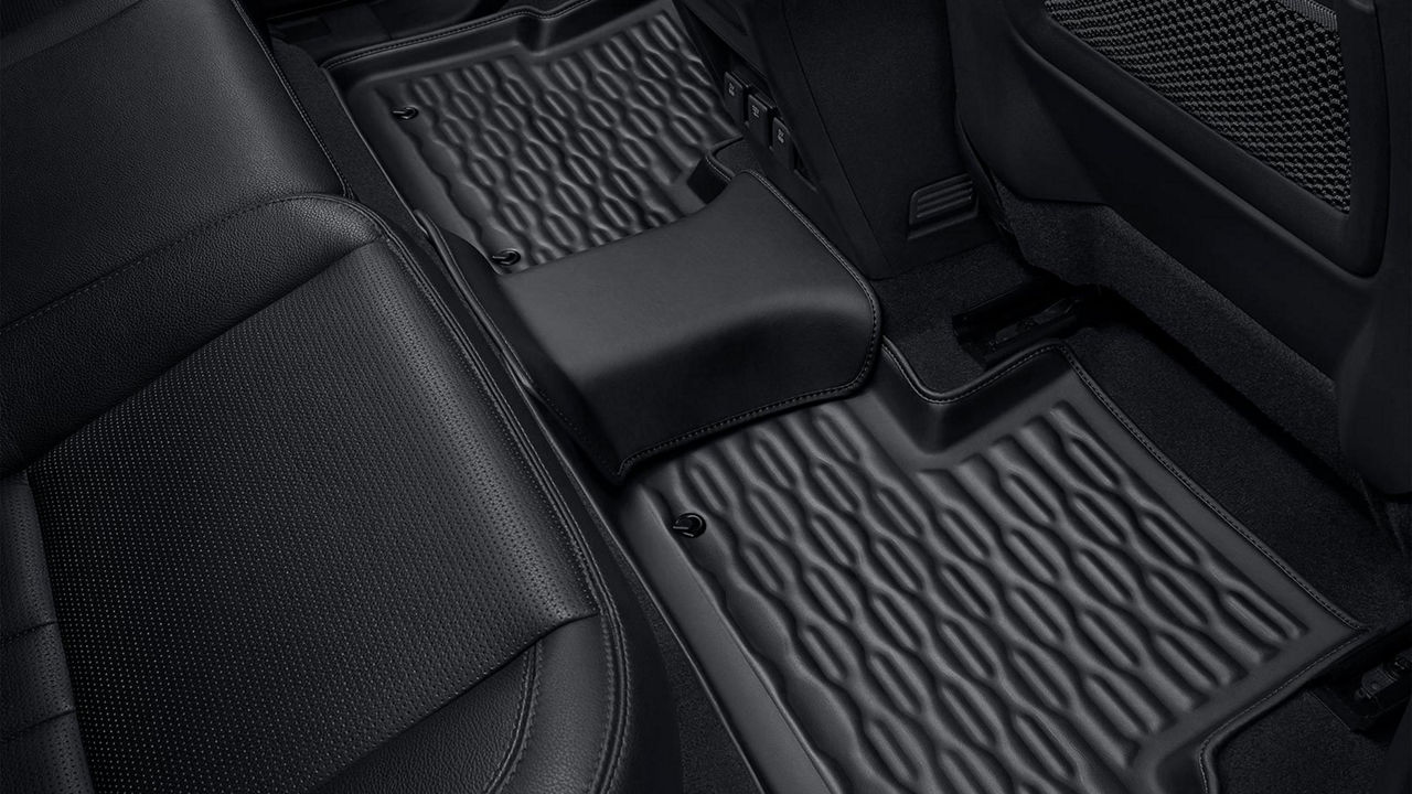 Land Rover floor cover