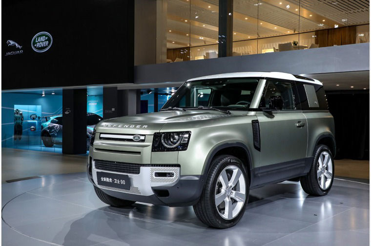 New Land Rover Defender 90 Classic Reissue