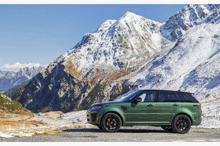 Range Rover Sport SVR Racing Green Custom Edition