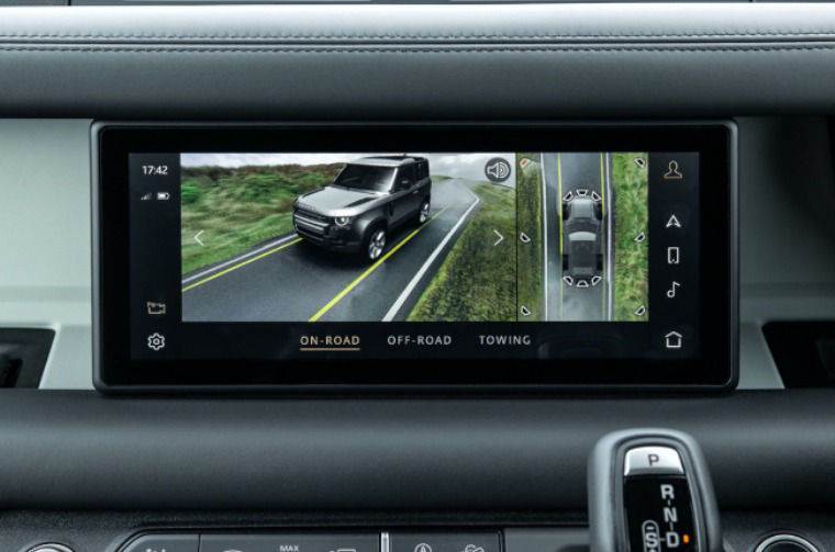 Land Rover infotainment system set to off-road