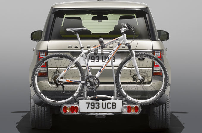 Range Rover with bike rack