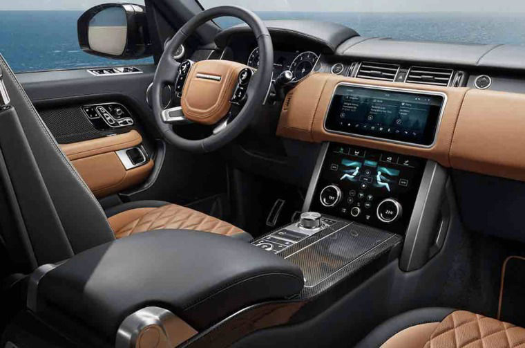 Range Rover cockpit