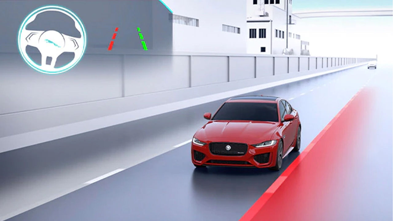 Jaguar lane assist monitoring system