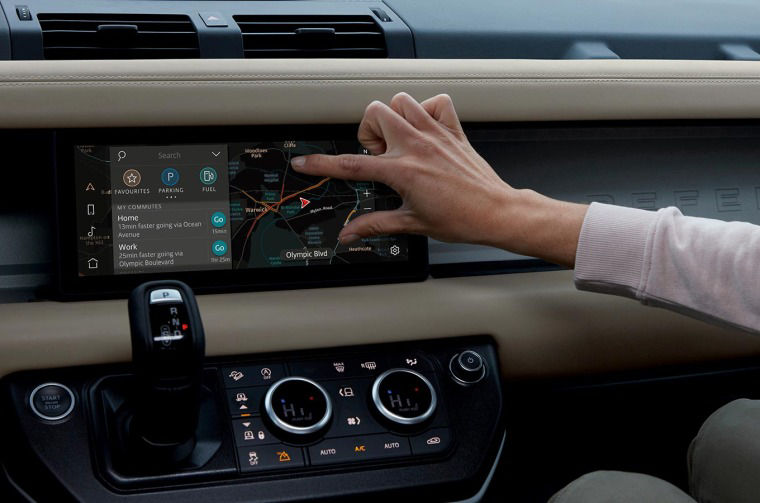 Land Rover Infotainment system and navigation 