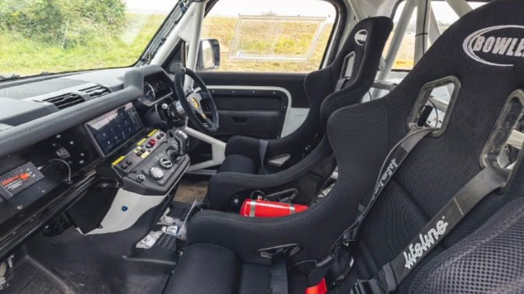 Defender 90 Bowler Front Interior