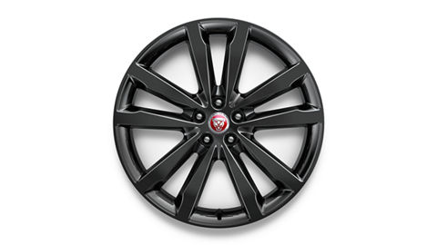 Jaguar E-PACE wheel details 
